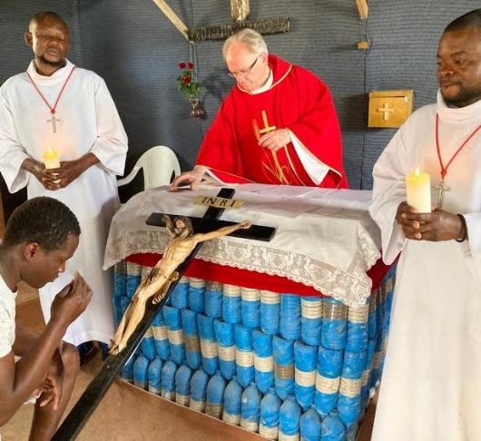 Tonny Cornoedus sj, priester voor de vluchtelingen op de Griekse eilanden 1